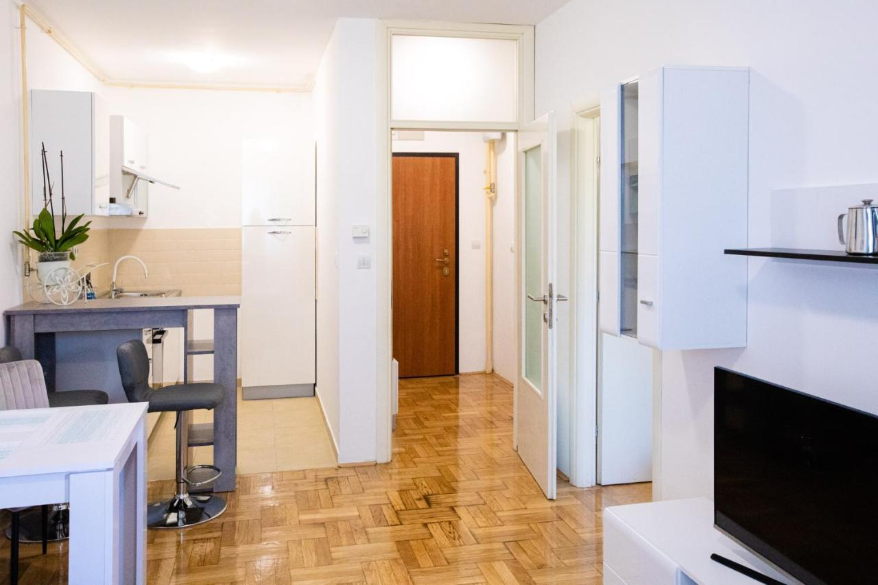 Apartmani 6M I M5 Zagreb Exterior photo